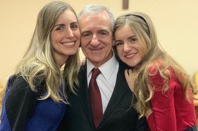 Dr. Emlio Sgarbi recebeu o Ttulo de Cidado Ibitinguense