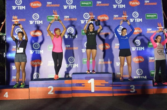 Mrcia Alcntara  Bronze na TEM Running em Bauru
