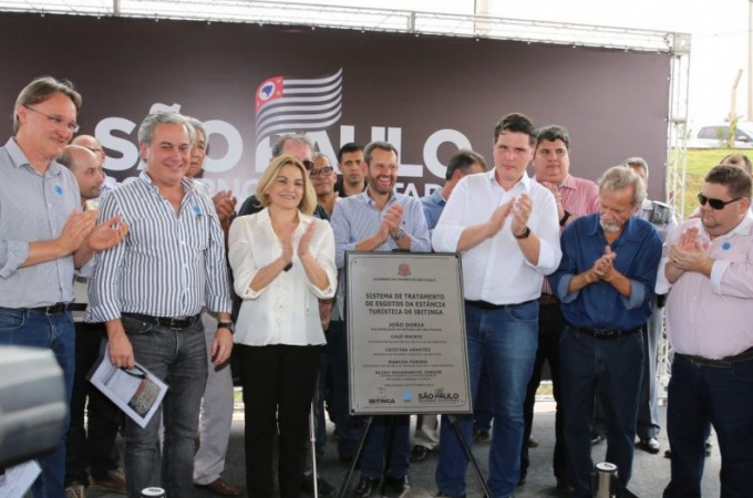 Governador em exerccio inaugurou a Estao de Tratamento 