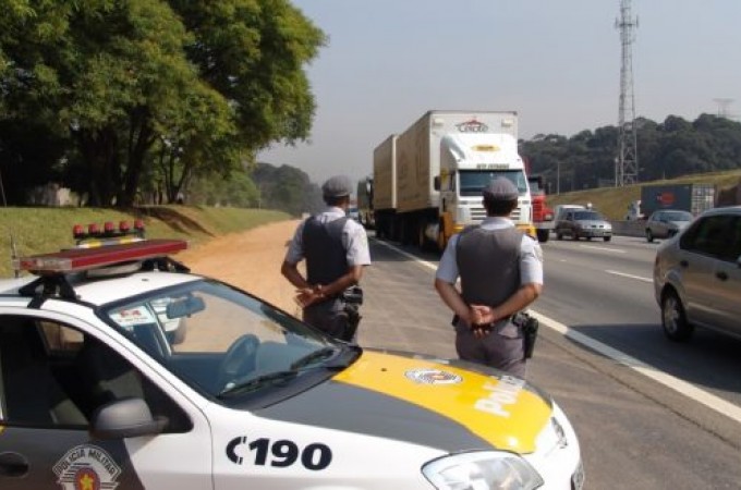 SP-304: Arma de fogo � apreendida em Ibitinga 
