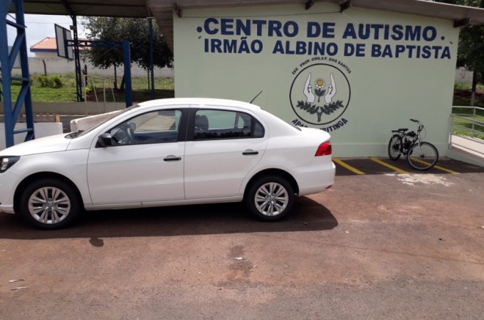 APAE de Ibitinga recebeu doao de carro zero km