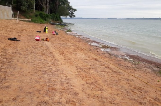 Jovem morre afogado ao nadar em lago municipal de Ponga