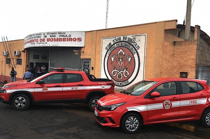 Corpo de Bombeiros de Itpolis recebeu doao de veculos zero km