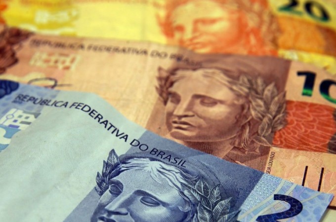 Salrio mnimo para 2021 ficar em R$ 1.067, sem aumento real