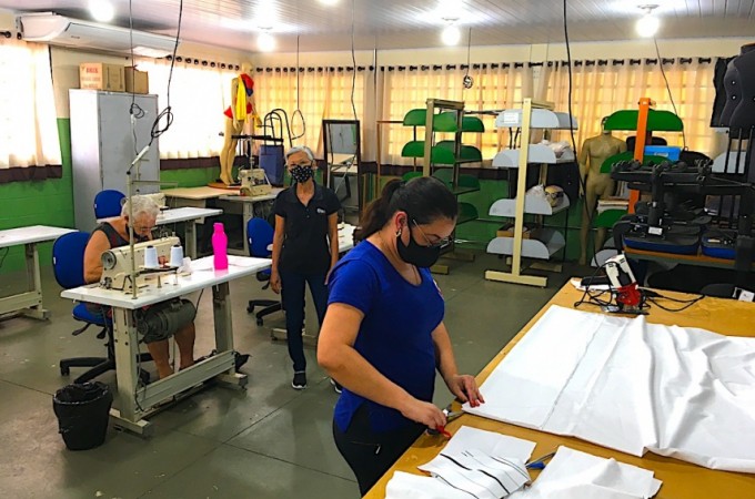 S.O.S. e ETEC est�o produzindo 5 mil m�scaras