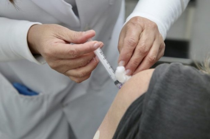 SP prorroga at 30 de novembro campanhas de plio e multivacinao