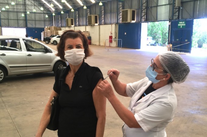 COVID: Pessoas com comorbidade acima de 30 anos podem ser vacinados