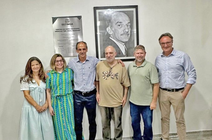 Prefeita fez Descerramento da placa do Centro de Especialidades