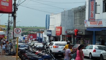 associacao-comercial-divulgou-horario-especial-de-final-de-ano