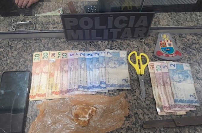 PM prendeu homem comercializando crack na Vila Sim�es