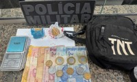 PM prendeu jovem de 21 anos com crack no Jd. Santo Ant�nio